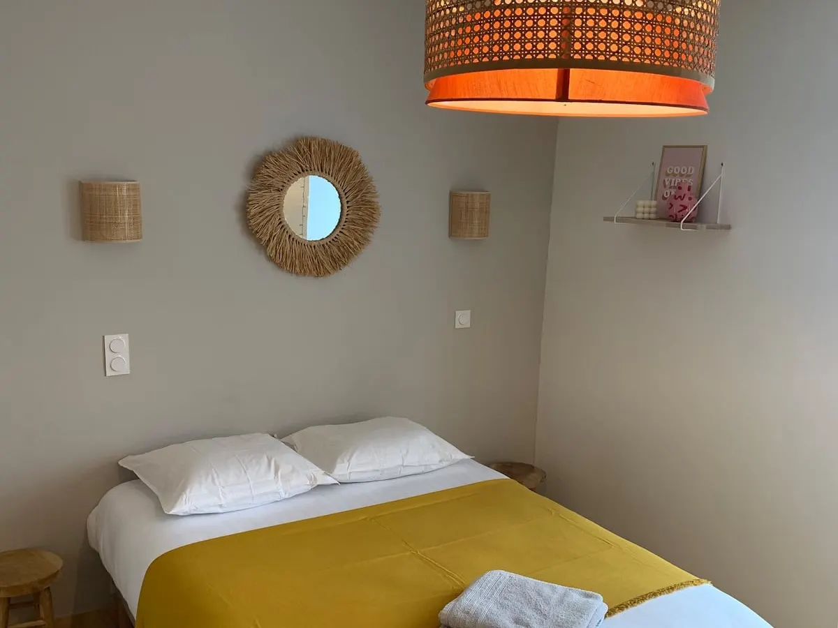 Le Nid de la Rance — chambre avec lit double